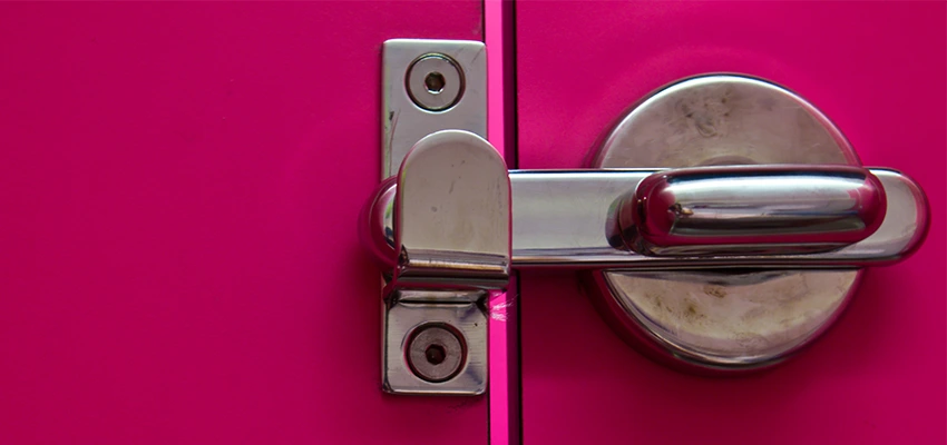 Childproof Gate Lock in Waterford, California