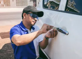 Car Locksmith in Waterford, CA